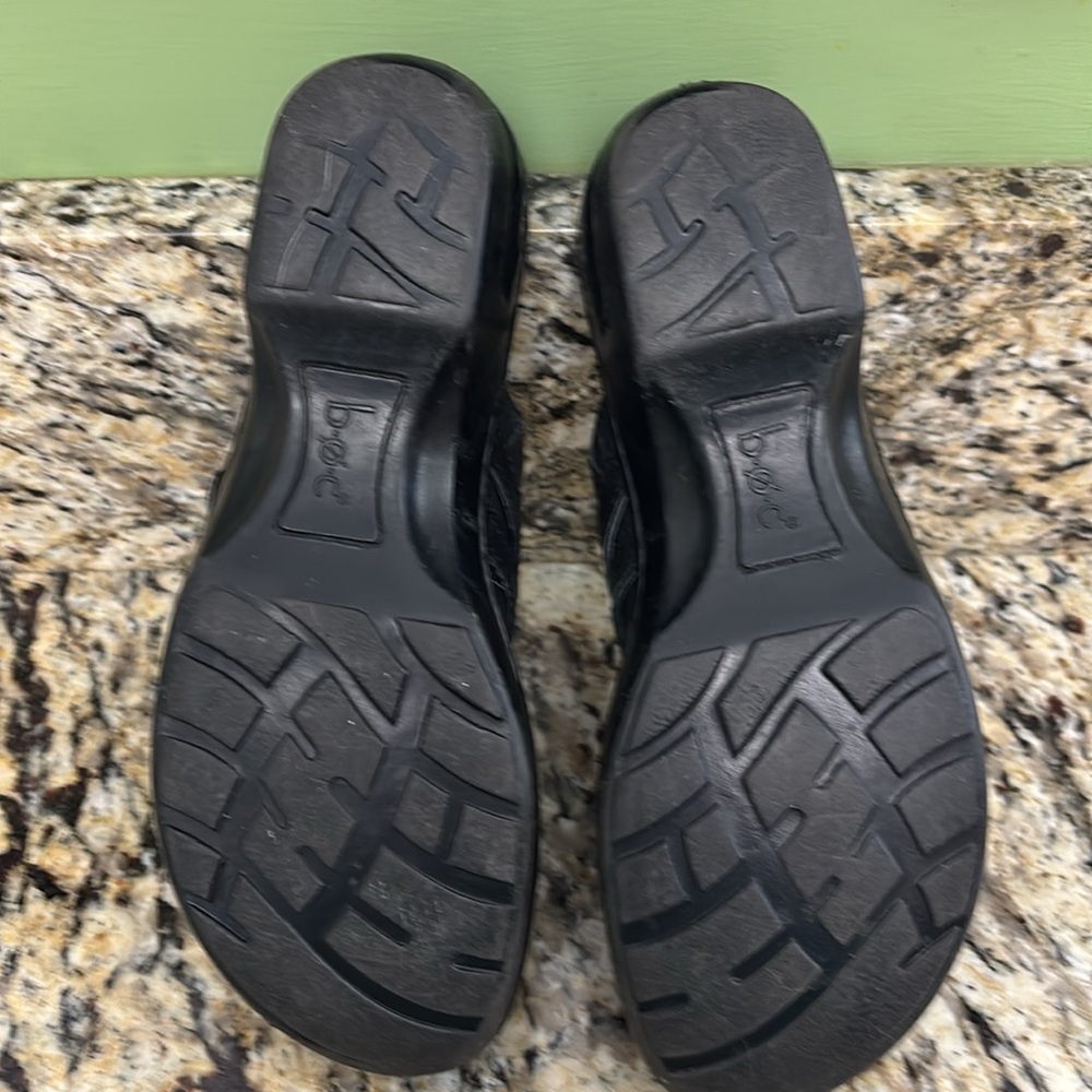 b.o.c. Clogs - Picture 6 of 6